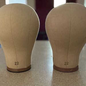 Mannequin head size 22 inches. I can do $7 for one or both for 10.